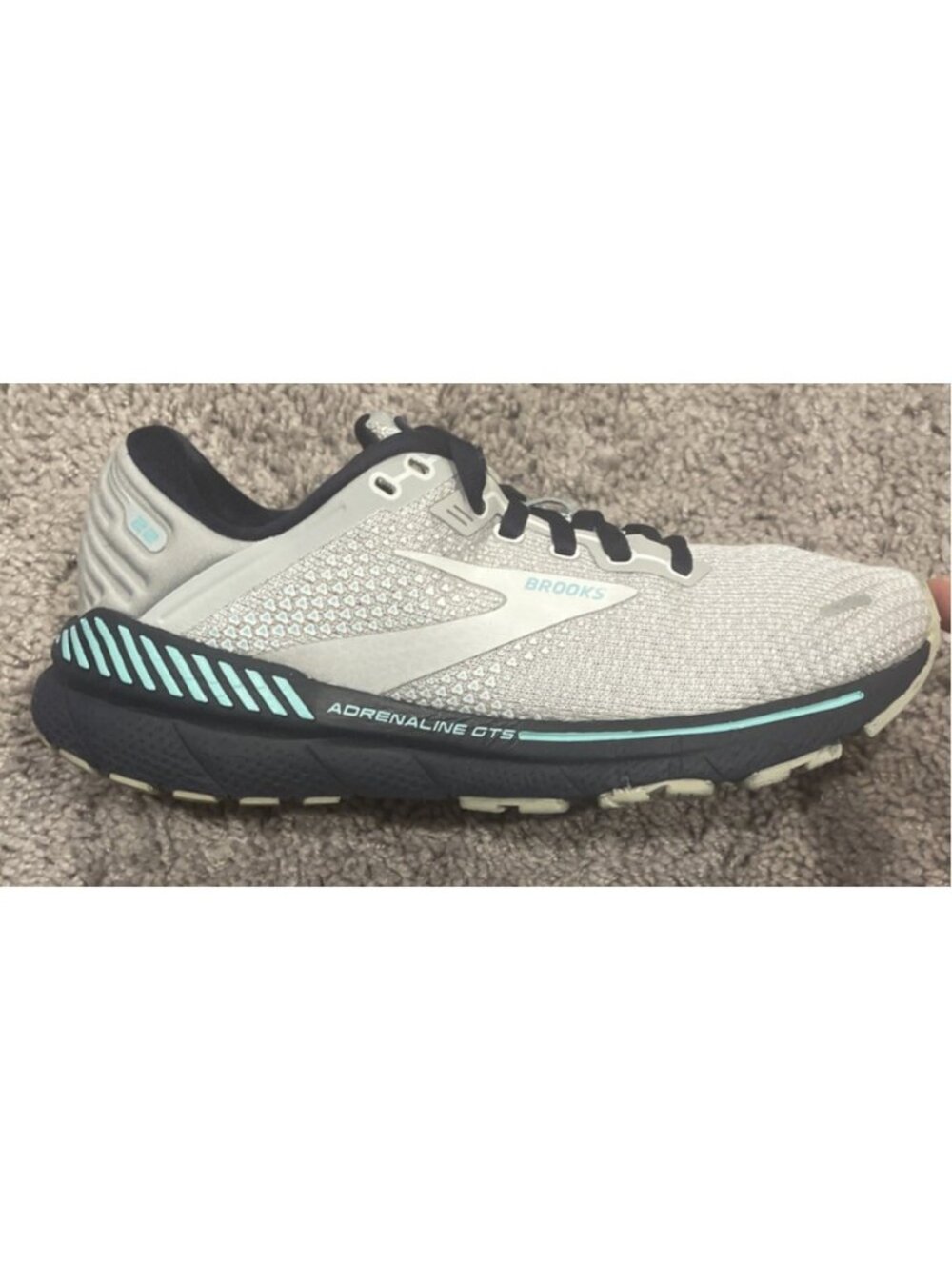 Brooks Adrenaline GTS 22 Women’s Size 8 B Gray Blue Running Shoes